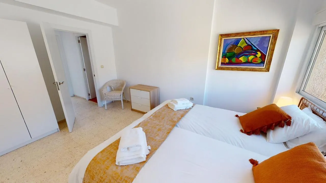 Olimpo II The Cruise - Front Line Beach Fuengirola Apartment